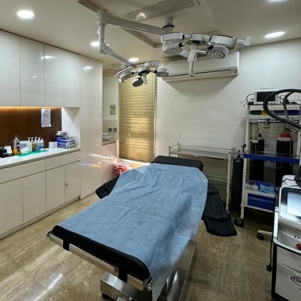 Nidhi Patel's Cosmedics